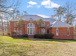 20 Northfield Rd, Signal Mountain, TN 37377