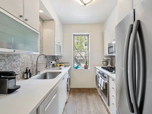 180 West 93rd Street image 7 of 19