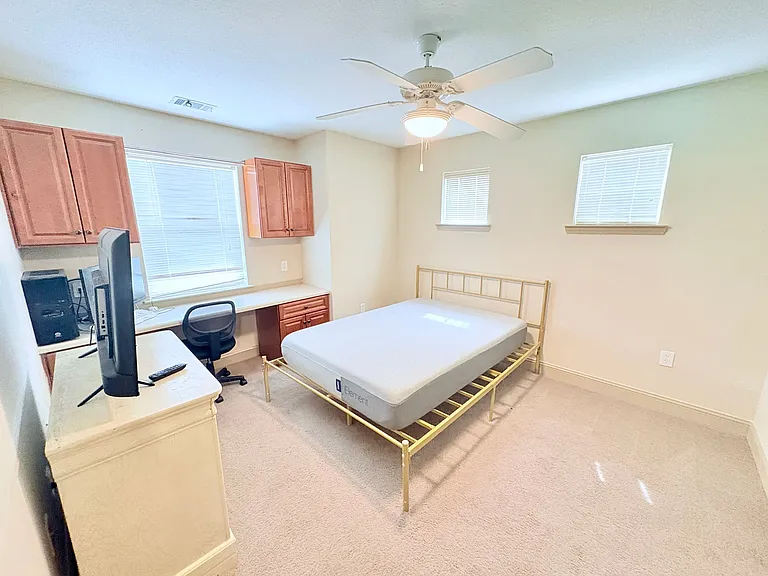 1621 Muscovy Way — Photo 16