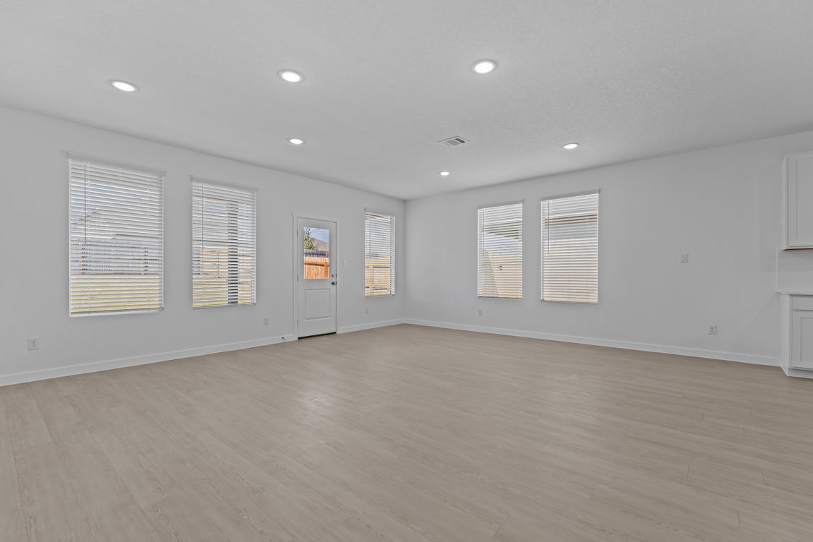 next background image