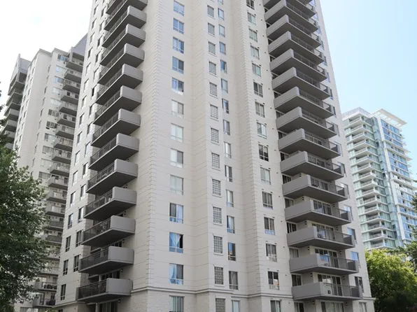 551 Austin Ave #1604, Coquitlam, BC V3K 6R7