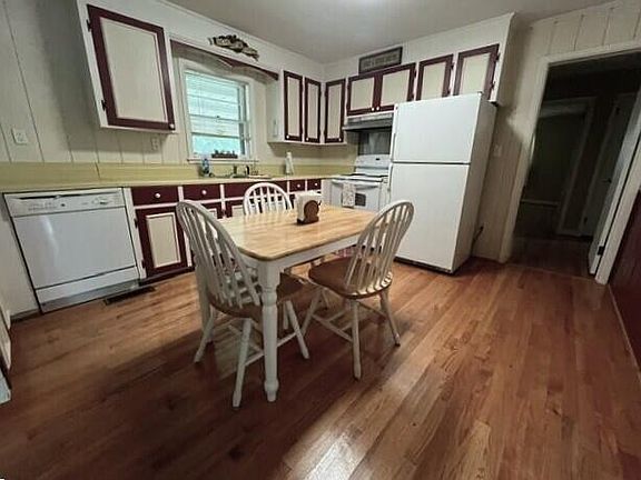 5th image of 268 Virginia Ave