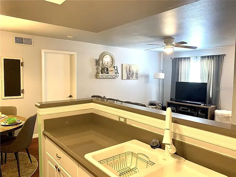 3016 Parkway Blvd #311 — Photo 8