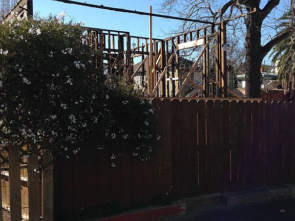 2nd image of 2145 Sonoma Way