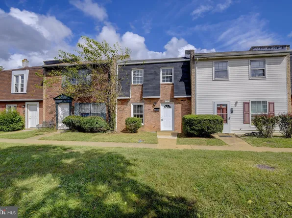 237 Ivanhoe Ct, Fredericksburg, VA 22401
