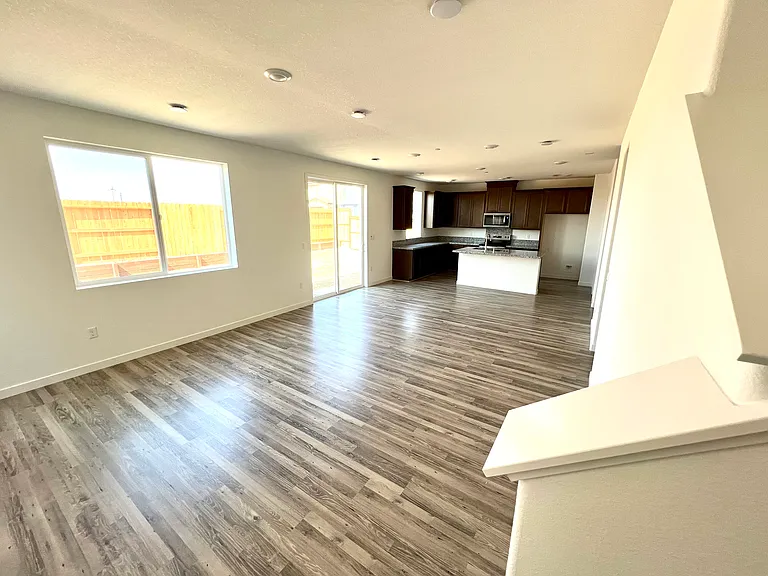 8081 Moongate Way — Photo 5