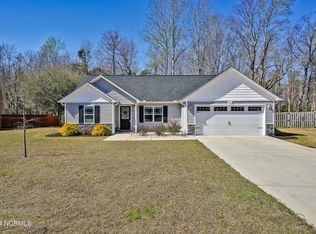 626 Osprey Landing Dr, Holly Ridge, NC 28445