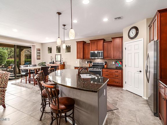5th image of 26860 W Escuda Dr