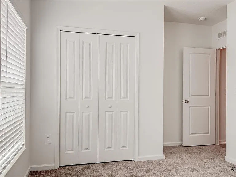 1490 Brentwood Dr — Photo 12