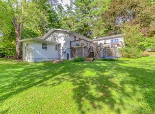 1004 Lower Sylvan Ter, Hendersonville, NC 28791