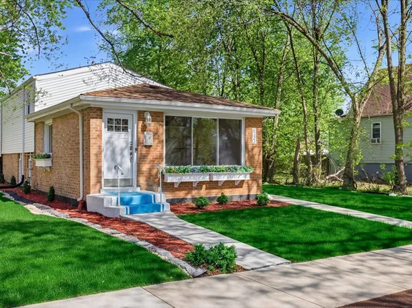 6323 S Wood St, Chicago, IL 60636