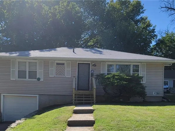 7238 Bales Ave, Kansas City, MO 64132