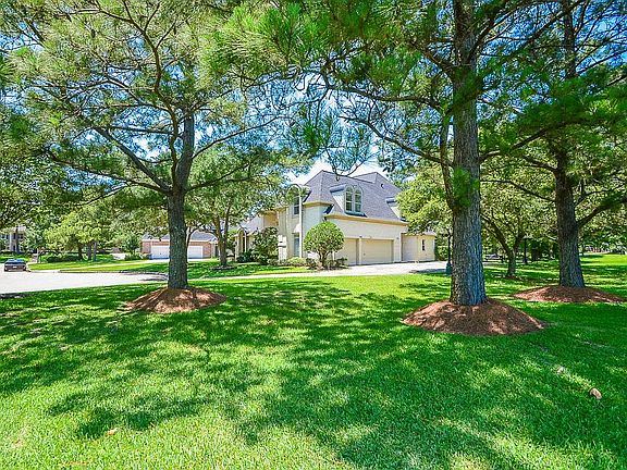 5th image of 20602 Shore Castle Ct