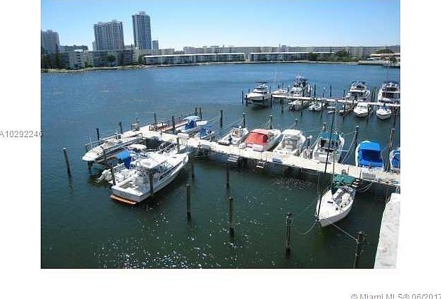 1st image of 18031 Biscayne Blvd APT 203-3