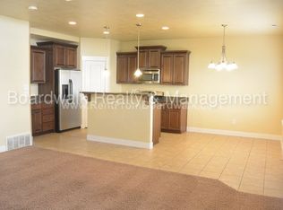 1091 E Quarry Dr, Sandy, UT 84092