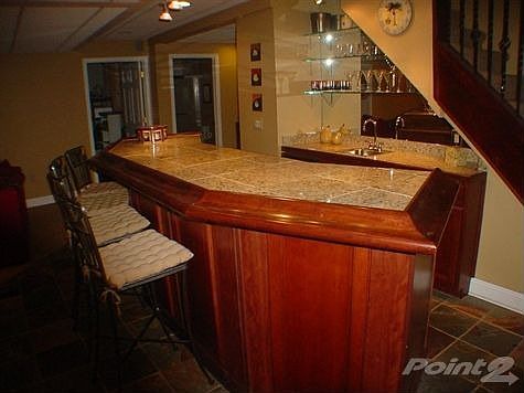 3rd image of 47565 Greenwich Dr
