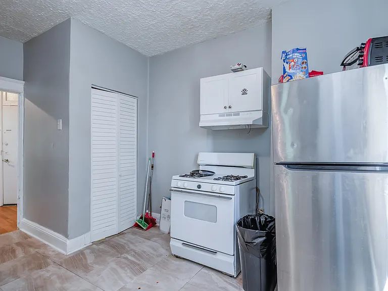 164 Highland Ave #5 — Photo 9