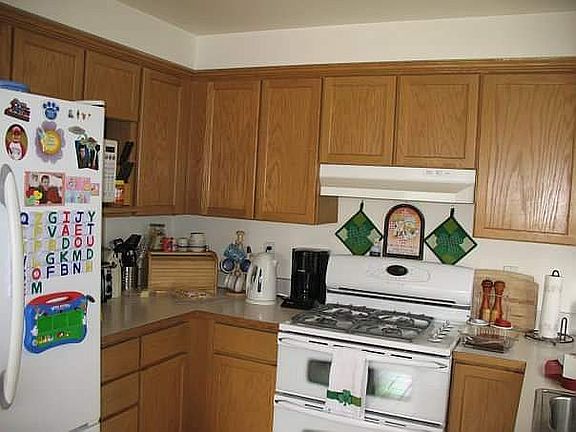 3rd image of 6416 79th Pl NE
