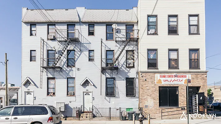 Rented by Nooklyn NYC LLC | media 8