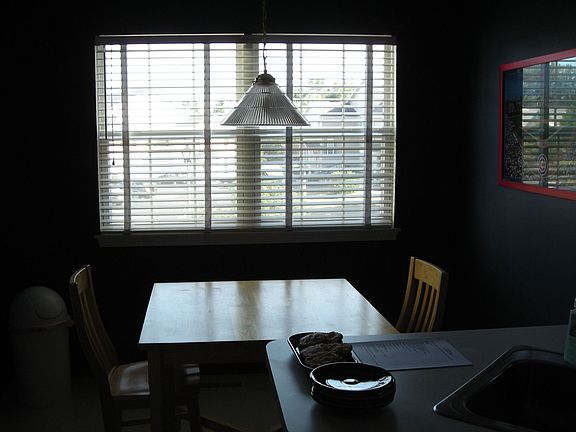 5th image of 1328 Orleans Dr