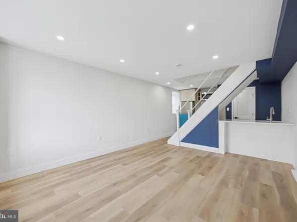 4522 Baker St #17, Philadelphia, PA 19127