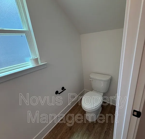 213 Laney Dr — Photo 17