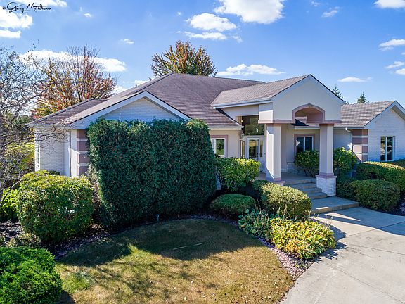 2nd image of 12061 Aspen Ln
