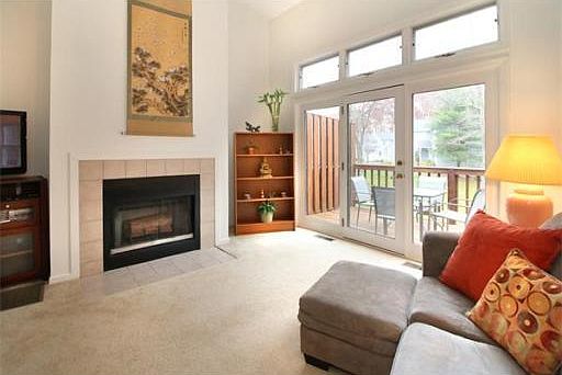 3rd image of 3 Arborwood Dr