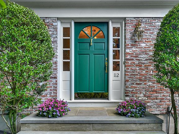 112 Lawrence Hill Road