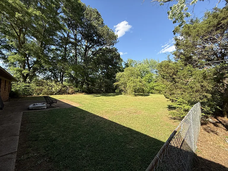 6079 Wall Triana Hwy — Photo 7