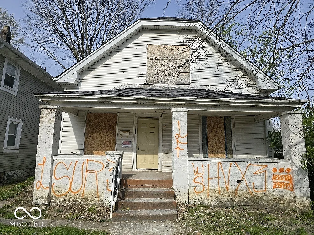 124 N Grant Ave photo 1