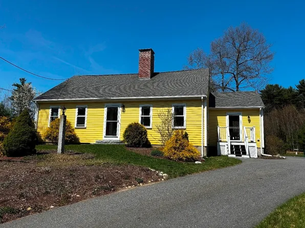 10 Plain St, Pembroke, MA 02359