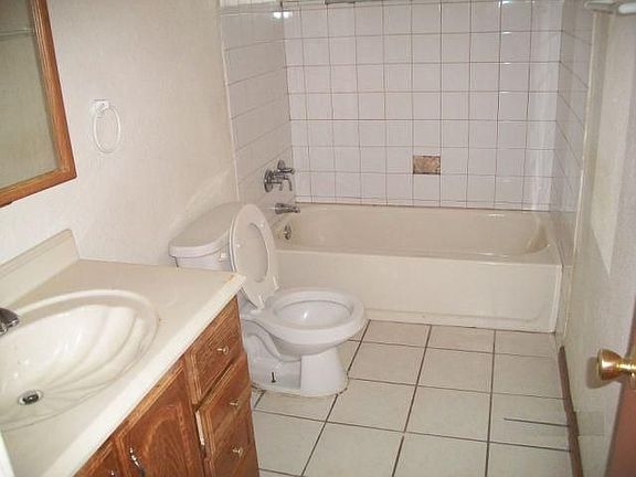 5th image of 1309 N Tonopah Dr