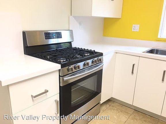 5th image of 4408 23rd St