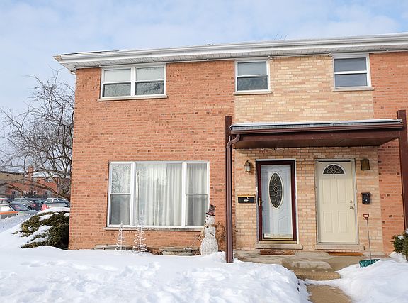 2nd image of 217 Linn Ct APT A