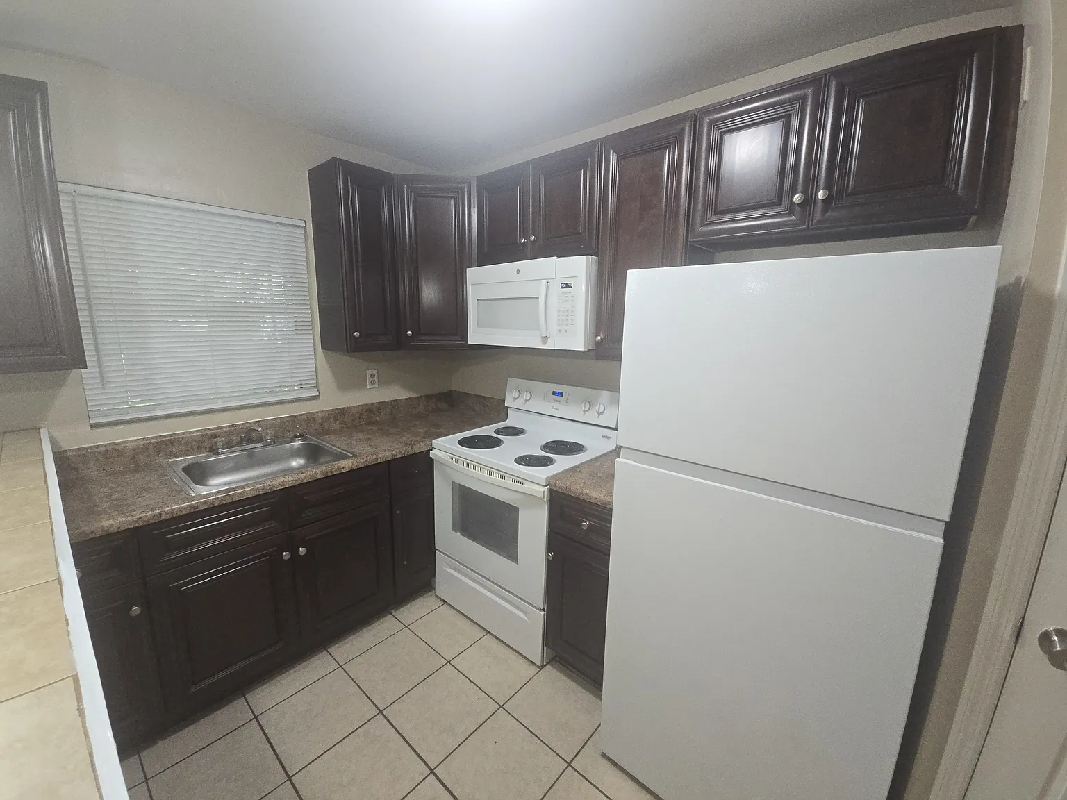 1 bed, 480 sqft, $850 — Photo 3