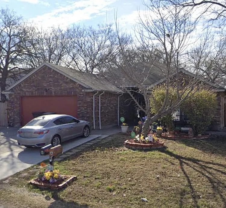 8017 Doreen Ave