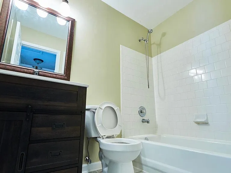 121 Langdon Farm Cir — Photo 19