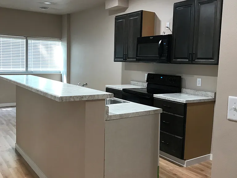 810 4th Ave S #138 — Photo 1