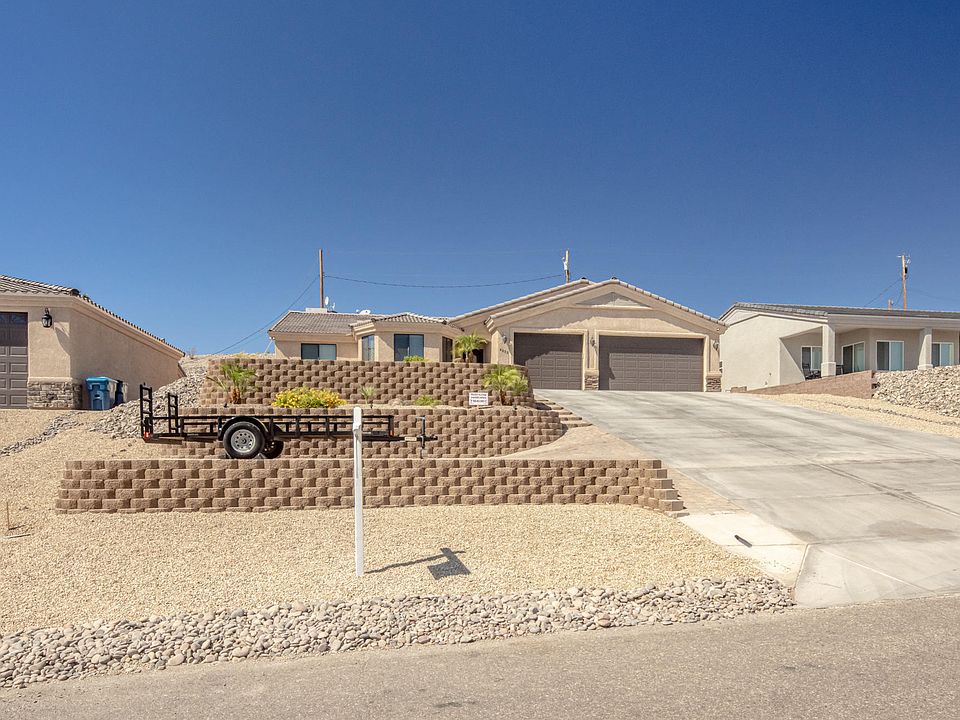 1st image of 4233 Comstock Dr