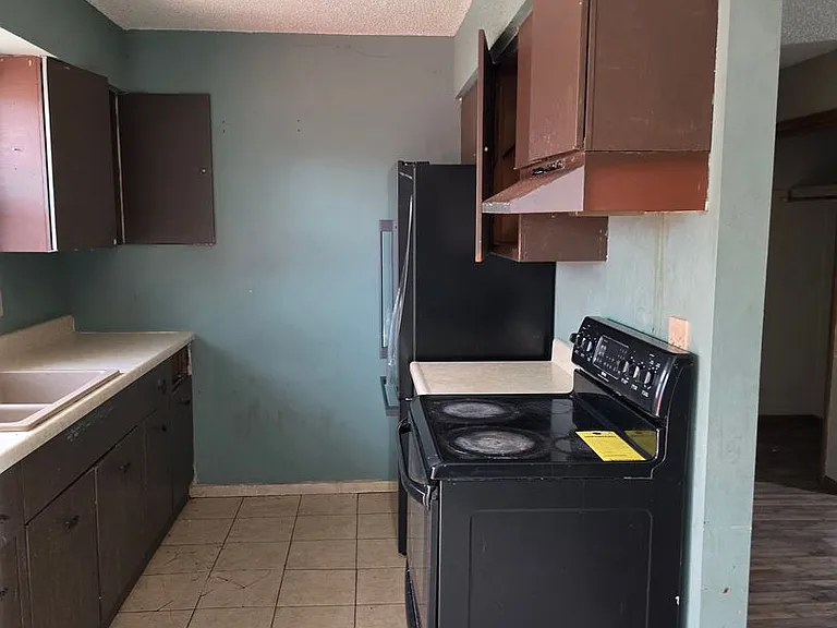 3008 S Phillips Ave — Photo 16