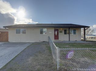 695 NE 6th St, Hermiston, OR 97838