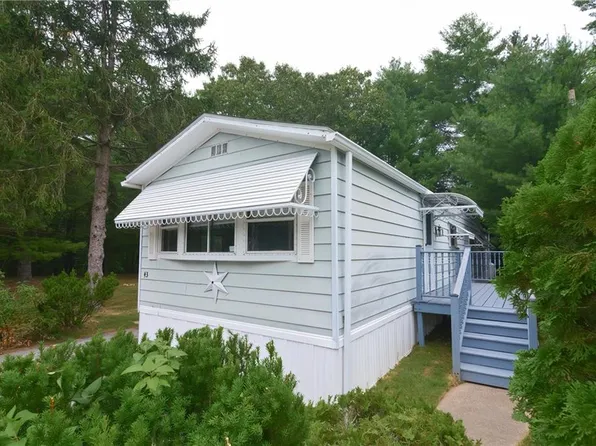 43 Rexmere Rd, Burrillville, RI 02839