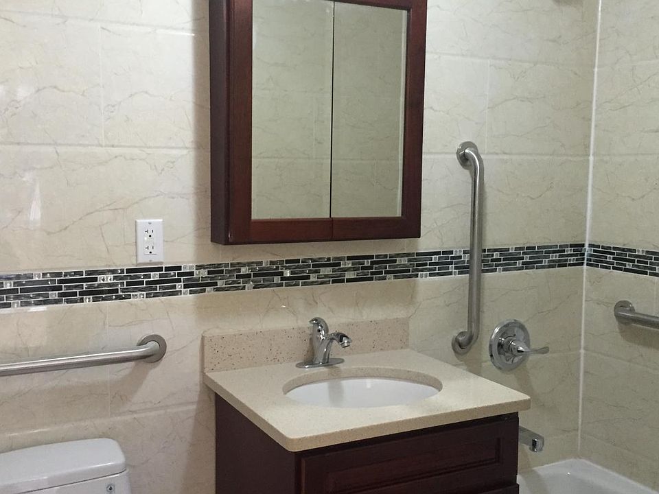 2nd image of 13621 Latimer Place # Fl 5