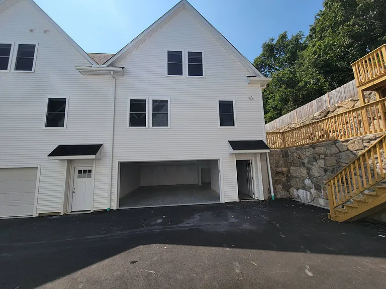 31 Bouton St #C — Photo 12