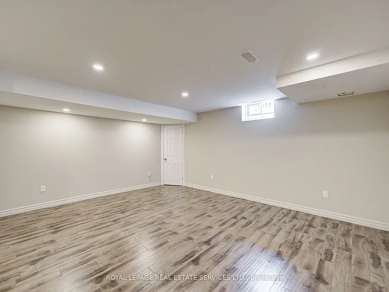 5530 Glen Erin Dr #22 — Photo 37