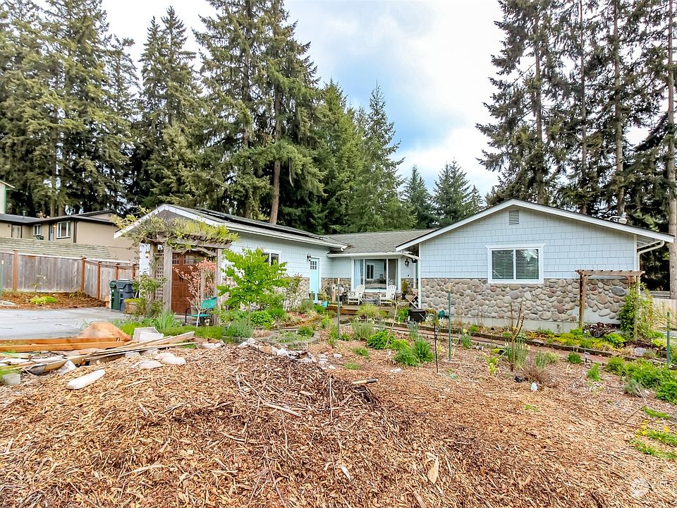 1st image of 21004 117th Street E