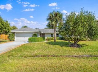 597 Grace St, Sebastian, FL 32958