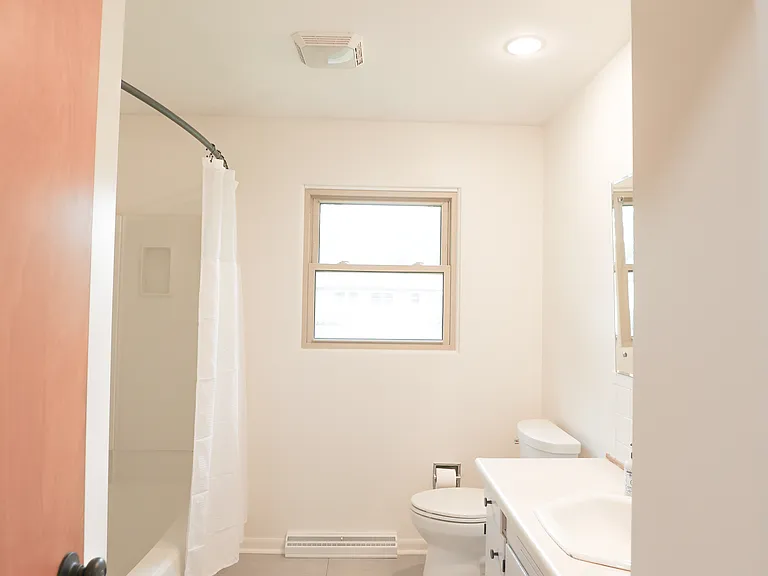 Full Bath