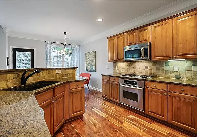 4745 Shiloh Springs Rd — Photo 3